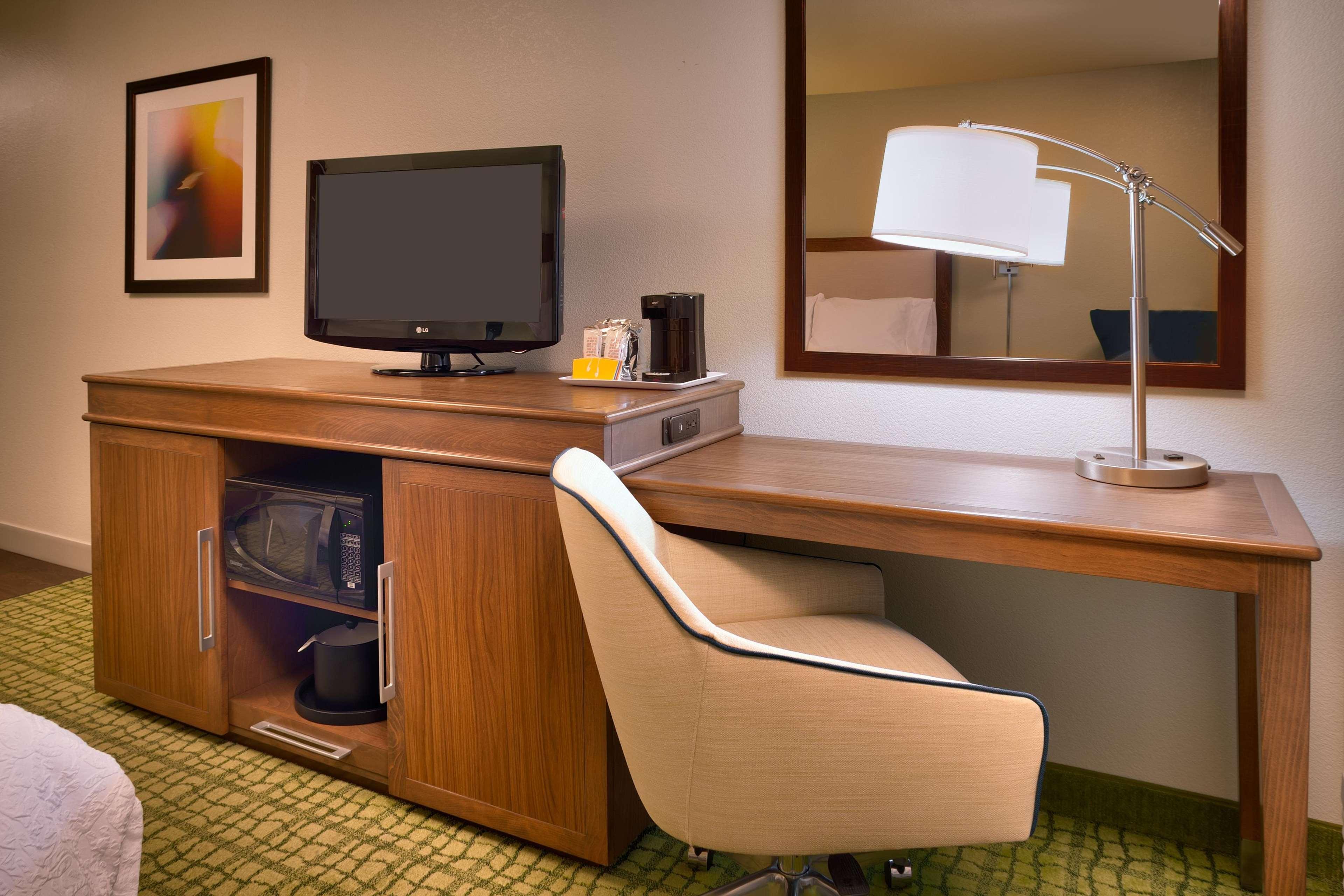 Hampton Inn By Hilton Irvine East - Lake Forest Exterior photo