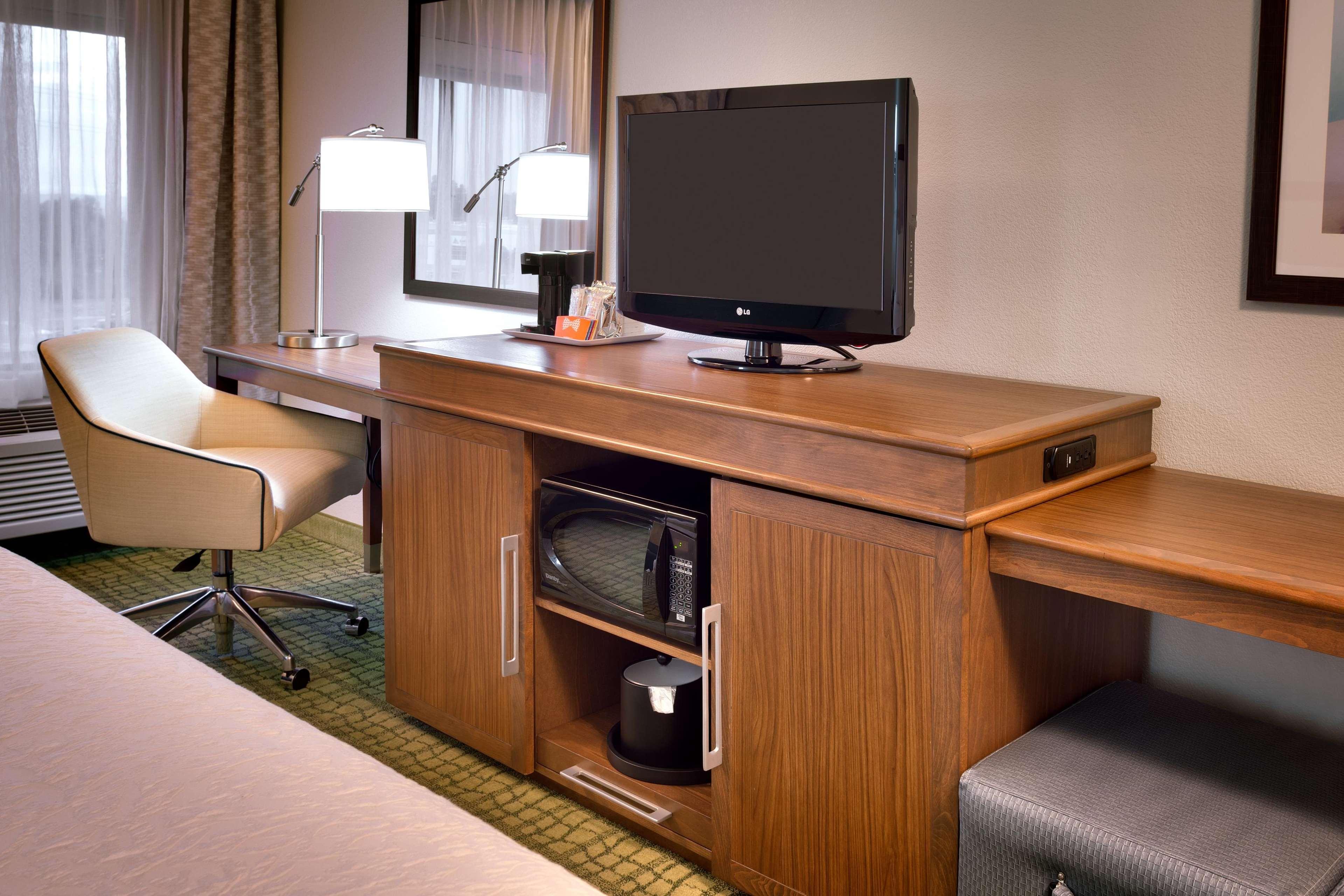 Hampton Inn By Hilton Irvine East - Lake Forest Exterior photo