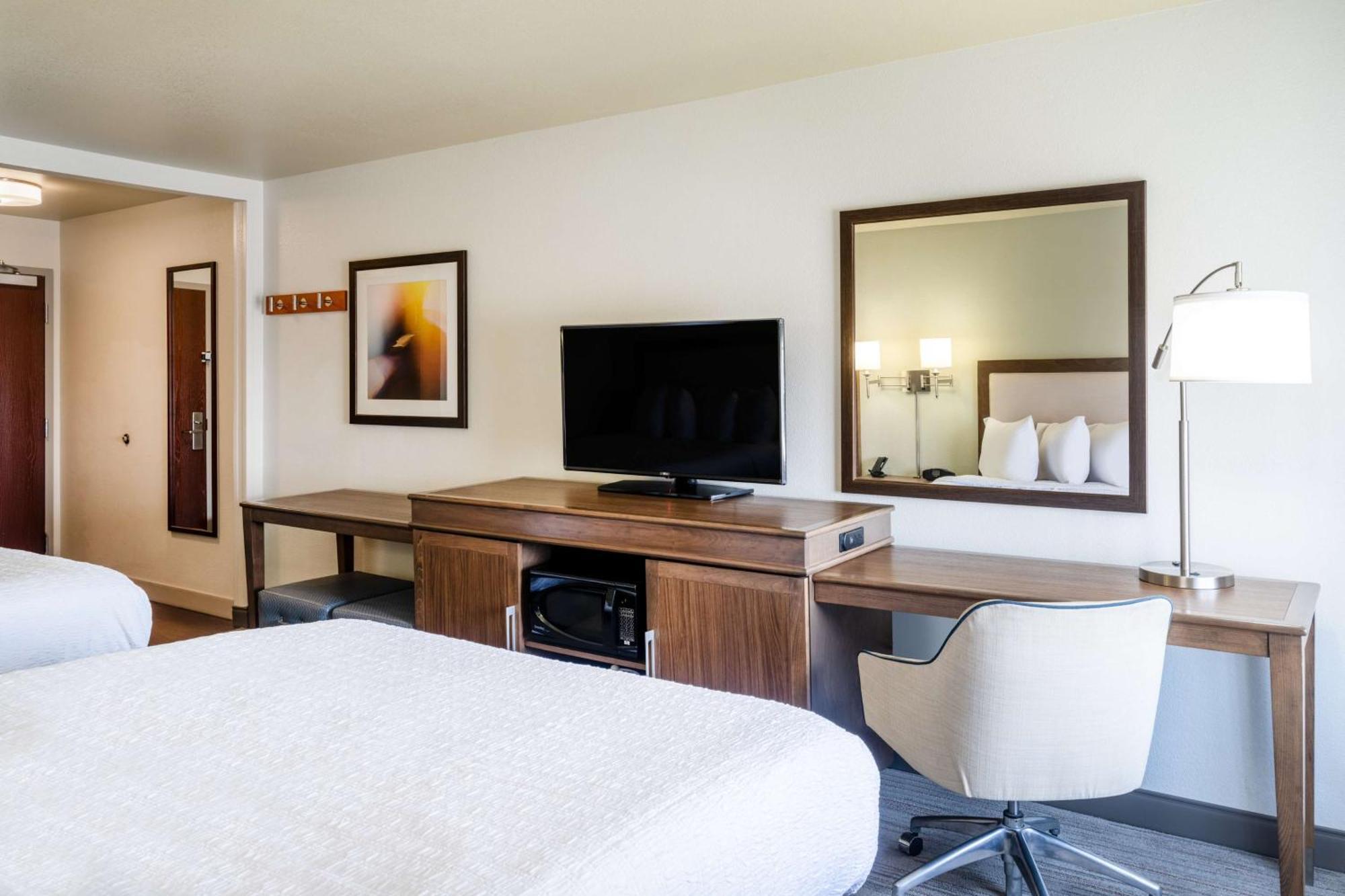 Hampton Inn By Hilton Irvine East - Lake Forest Exterior photo