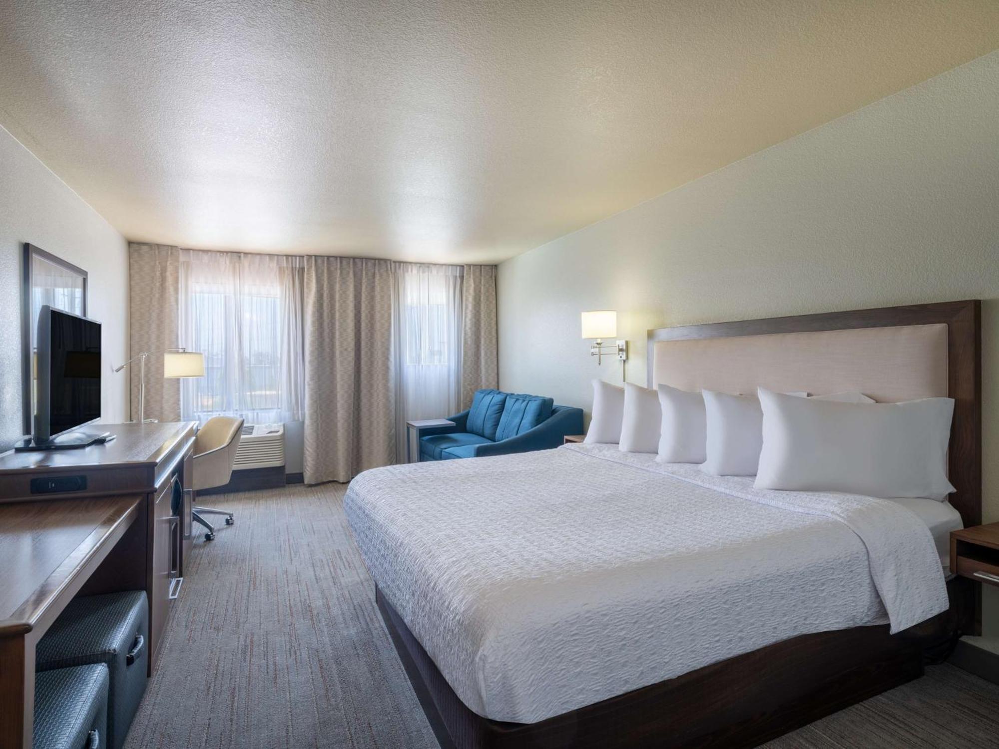 Hampton Inn By Hilton Irvine East - Lake Forest Exterior photo