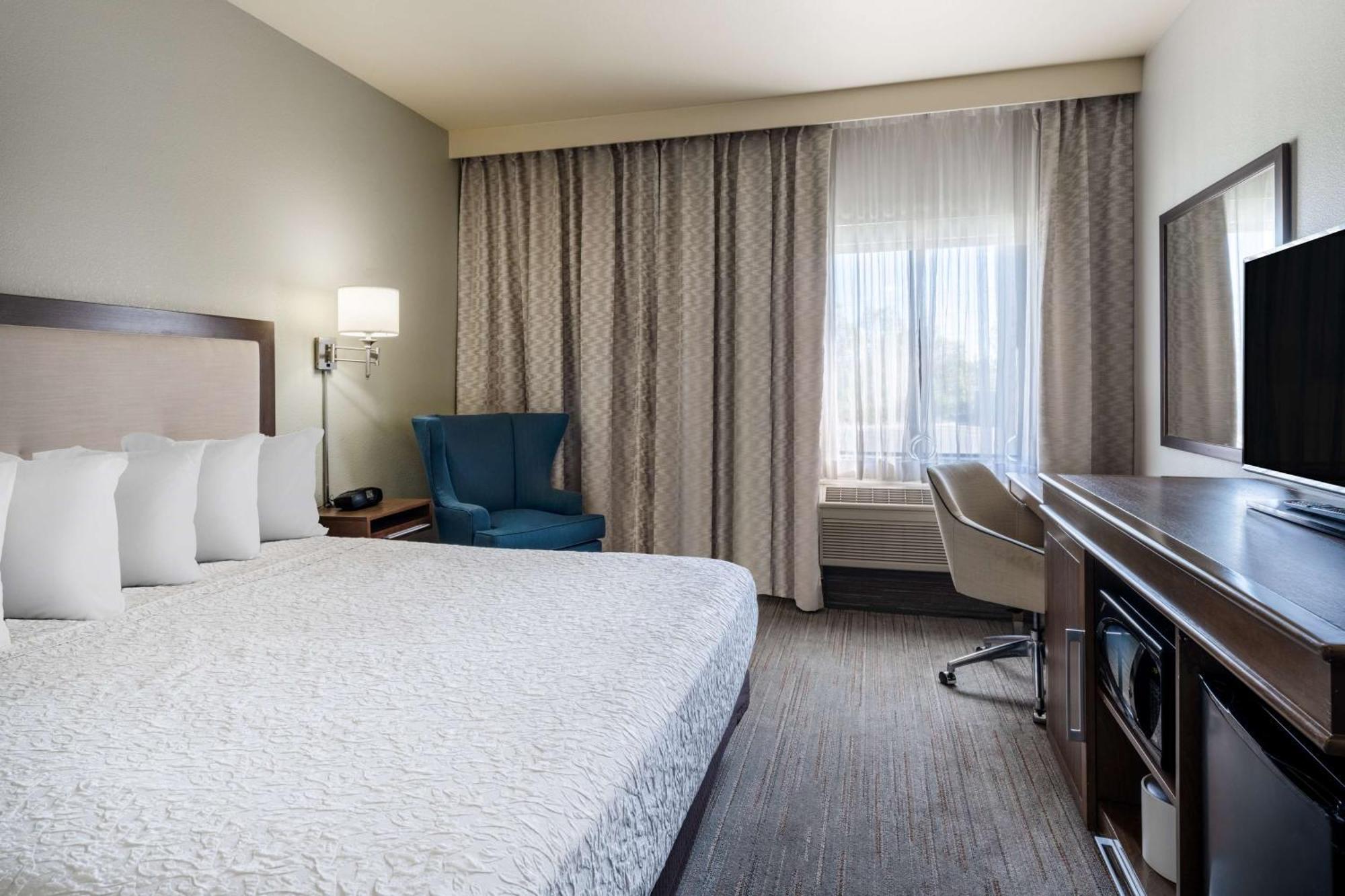 Hampton Inn By Hilton Irvine East - Lake Forest Exterior photo