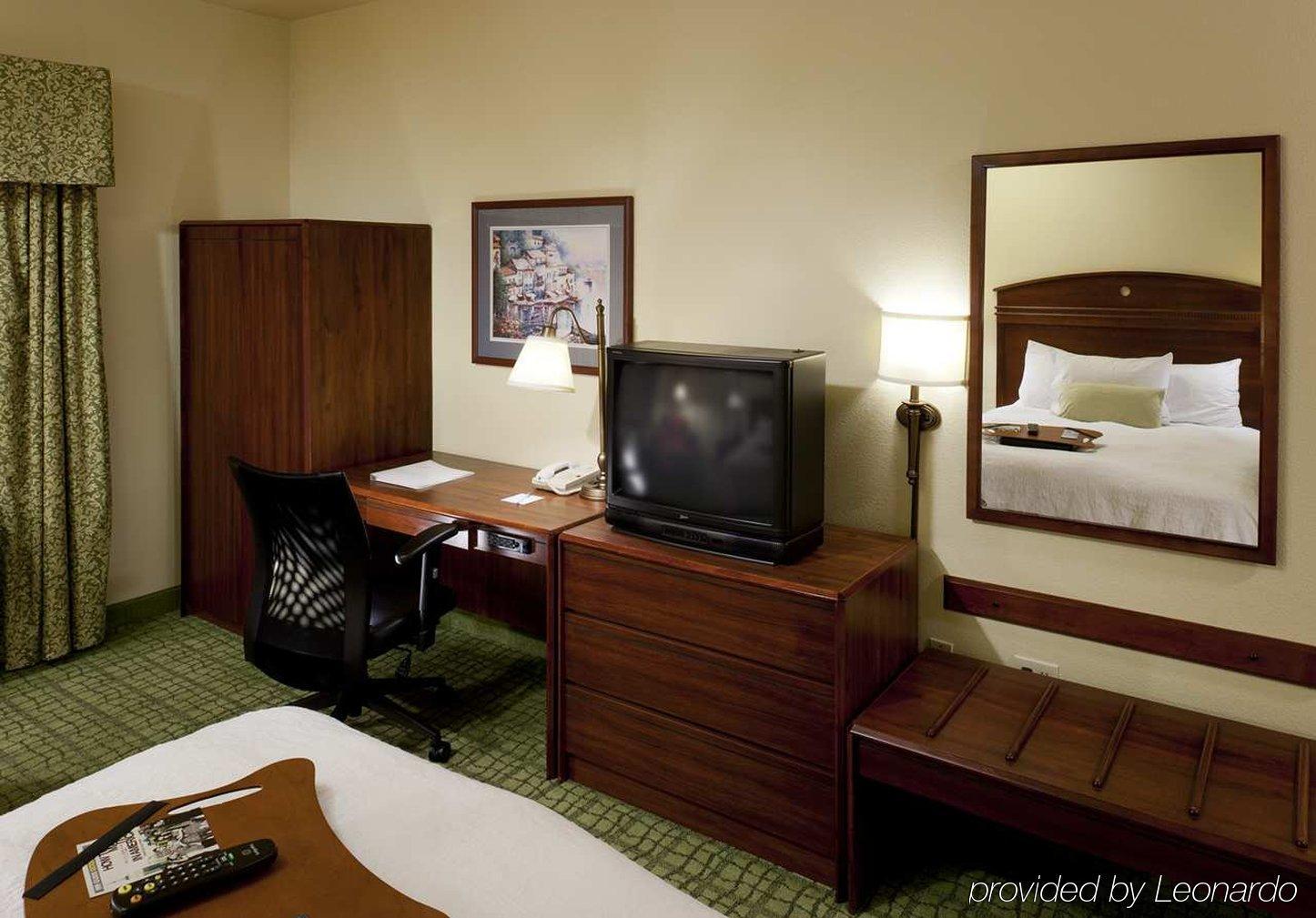 Hampton Inn By Hilton Irvine East - Lake Forest Room photo