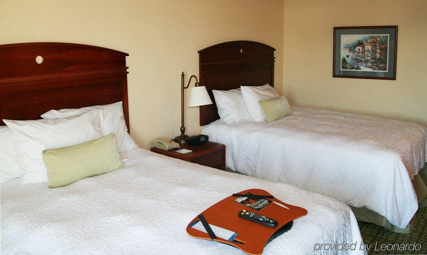 Hampton Inn By Hilton Irvine East - Lake Forest Room photo